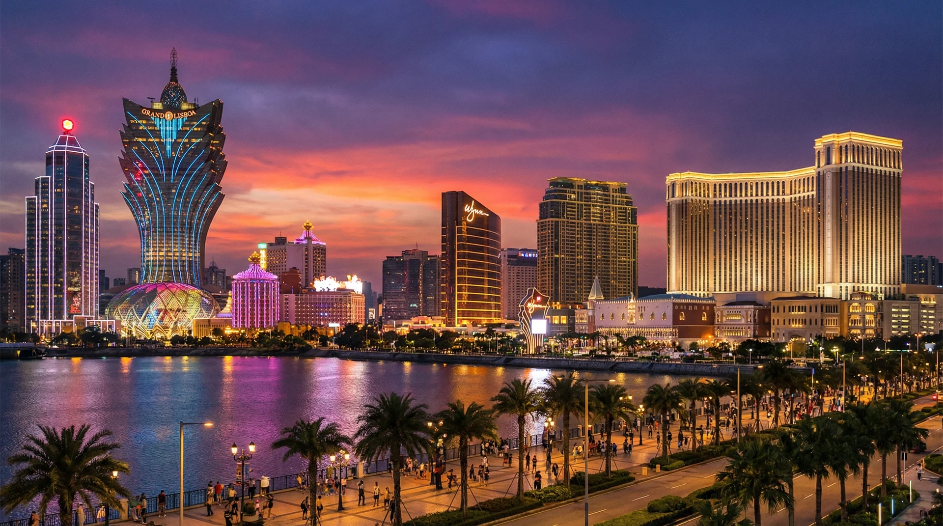 澳门著名赌场大道夜景全景展示豪华娱乐场建筑群